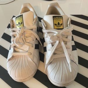 Adidas superstar